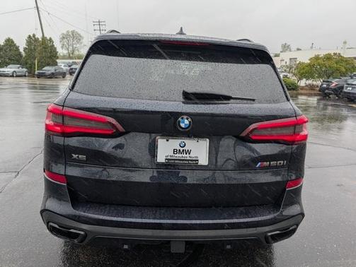 2021 BMW X5 M50i