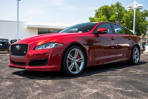 2016 Jaguar XJ XJR