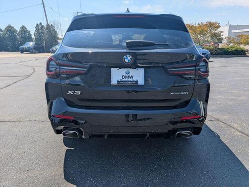 Black Sapphire Metallic 2023 BMW X3 xDrive30i