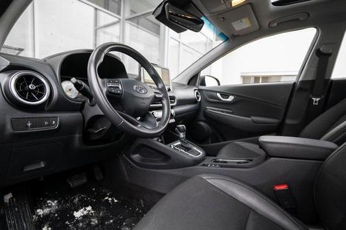 2023 Hyundai KONA Limited