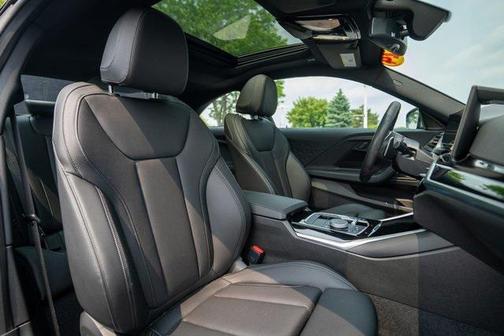 2024 BMW M240 i