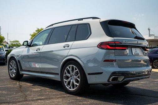2023 BMW X7 xDrive40i