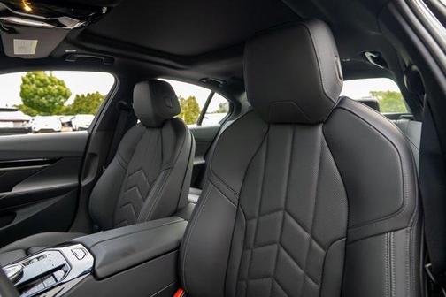 2026 BMW 530 i xDrive
