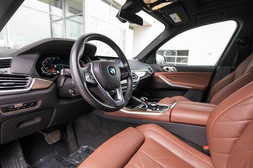 Jet Black 2023 BMW X5 xDrive40i