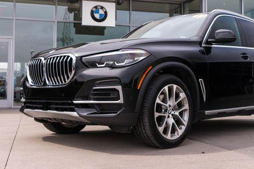 Jet Black 2023 BMW X5 xDrive40i