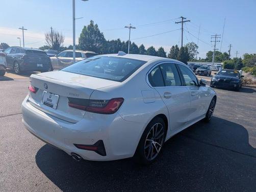 Mineral White Metallic 2020 BMW 330 i xDrive