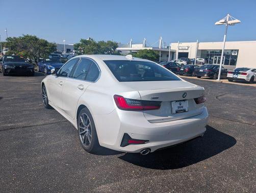 Mineral White Metallic 2020 BMW 330 i xDrive