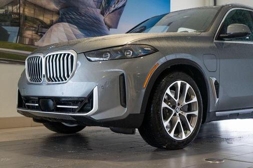 2026 BMW X5 PHEV xDrive50e