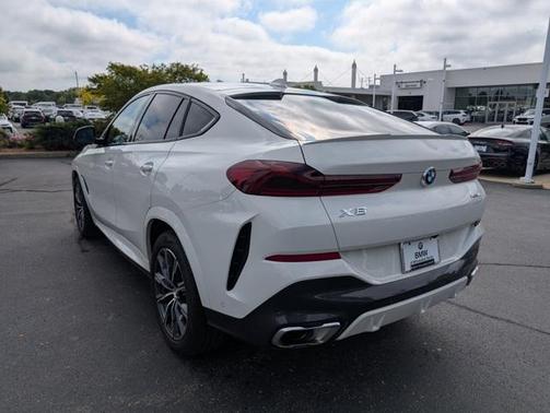 2023 BMW X6 xDrive40i