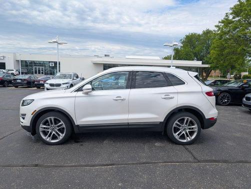 White Platinum Metallic Tri-Coat 2019 Lincoln MKC Reserve