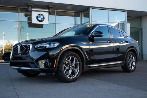 2022 BMW X4 xDrive30i