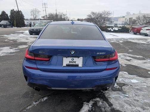 2021 BMW 330 xDrive