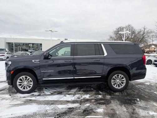 2024 GMC Yukon XL SLT