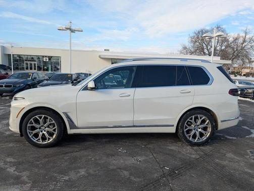 2023 BMW X7 xDrive40i
