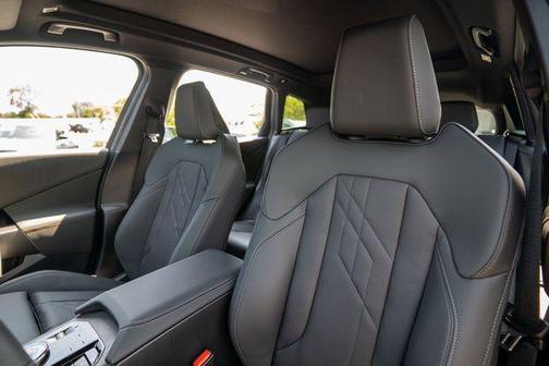 Black Sapphire Metallic 2025 BMW X3 30 xDrive