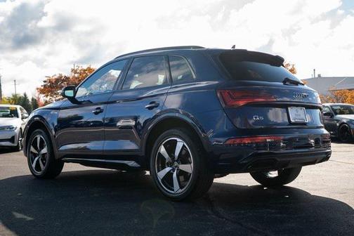 2023 Audi Q5 45 S line Premium Plus