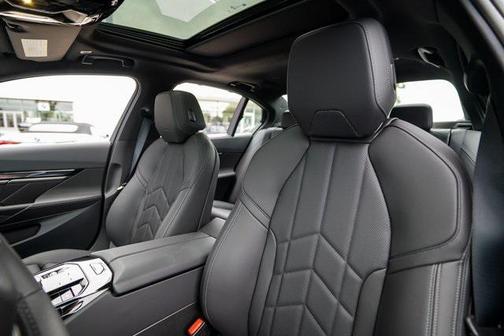2026 BMW i5 xDrive40