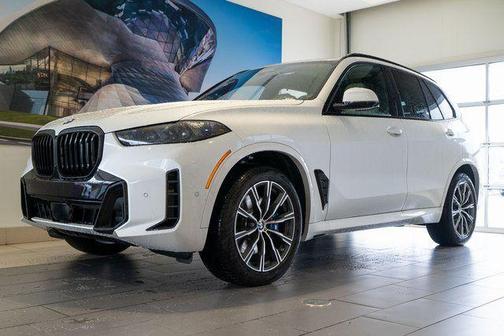 Mineral White Metallic 2026 BMW X5 xDrive40i
