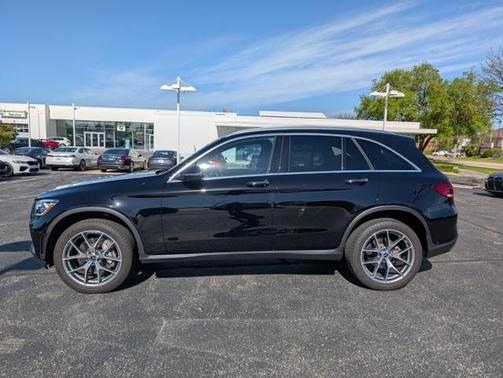 2022 Mercedes-Benz GLC 300 4MATIC