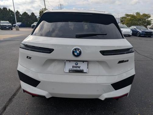 2023 BMW iX M60