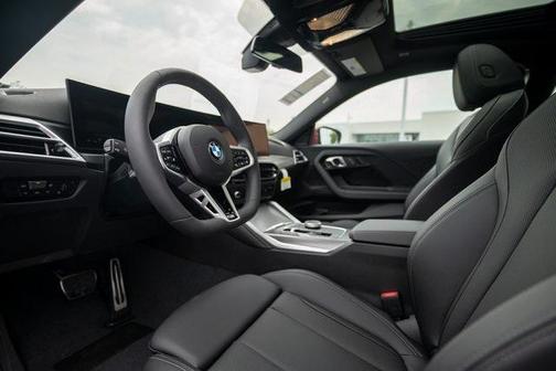 2025 BMW 230 i xDrive