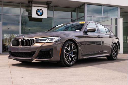 Alvite Grey Metallic 2023 BMW M550 i Xdrive