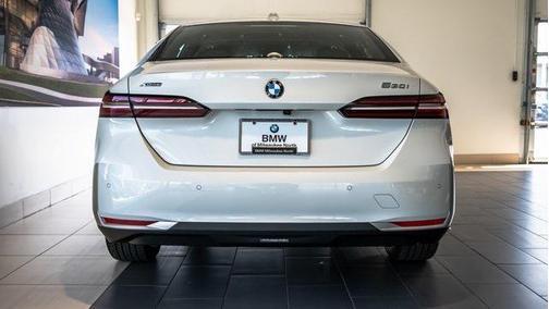 2025 BMW 530 xDrive
