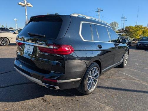 2022 BMW X7 xDrive40i