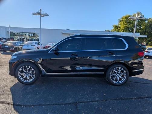 2022 BMW X7 xDrive40i