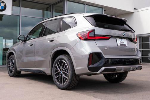 Space Silver Metallic 2026 BMW X1 xDrive28i