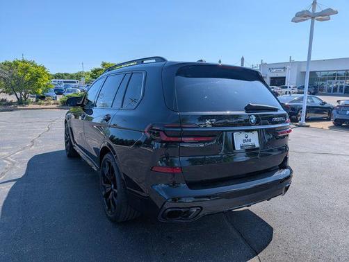Black Sapphire Metallic 2026 BMW X7 M60i