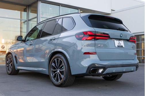 Brooklyn Grey Metallic 2026 BMW X5 PHEV xDrive50e