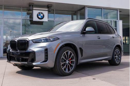 Skyscraper Grey Metallic 2026 BMW X5 xDrive40i
