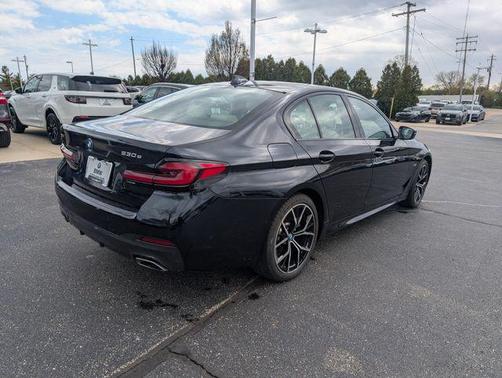 Jet Black 2023 BMW 530e Base