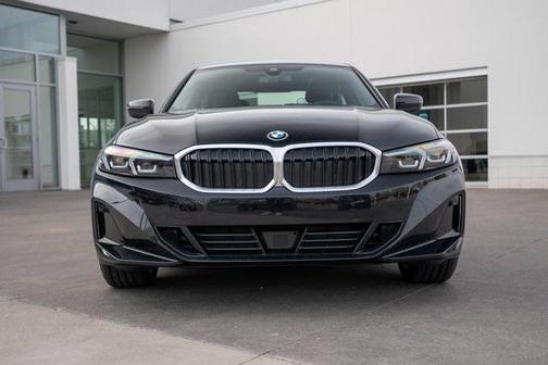 2025 BMW 330 xDrive
