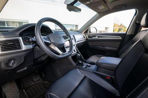 2021 Volkswagen Atlas 3.6L SE w/Technology