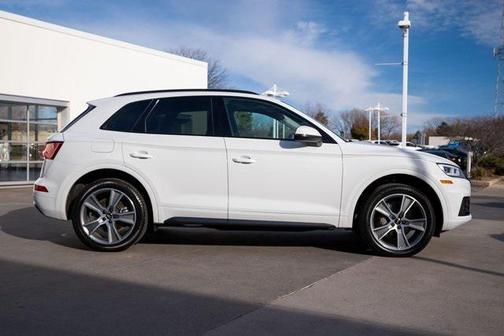 2019 Audi Q5 2.0T Premium Plus
