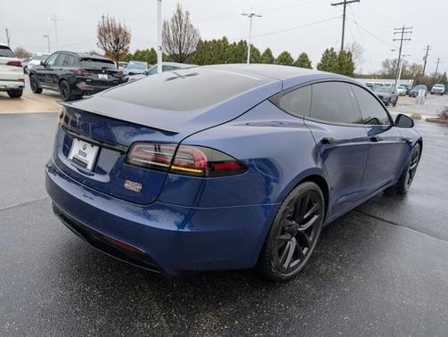 2022 Tesla Model S Plaid
