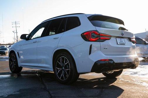 2023 BMW X3 M40i