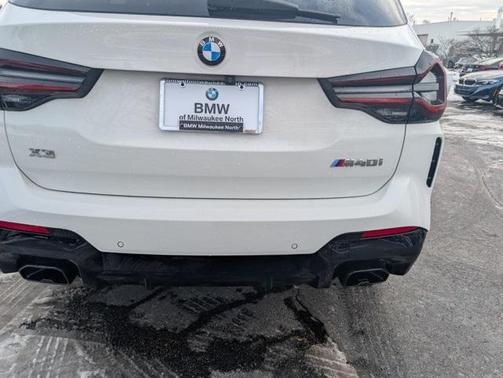 2023 BMW X3 M40i