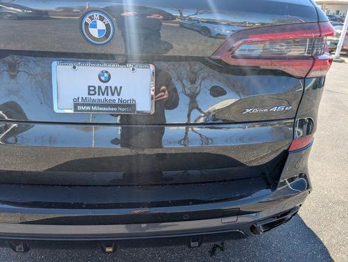 Black Sapphire Metallic 2023 BMW X5 PHEV xDrive45e