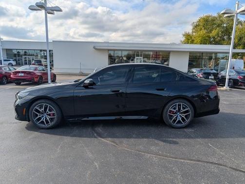 2025 BMW i5 xDrive40