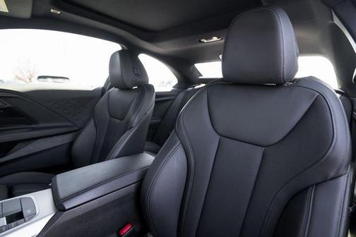 2023 BMW 230 i xDrive