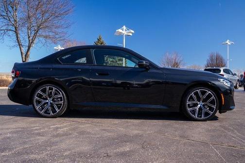 2023 BMW 230 i xDrive