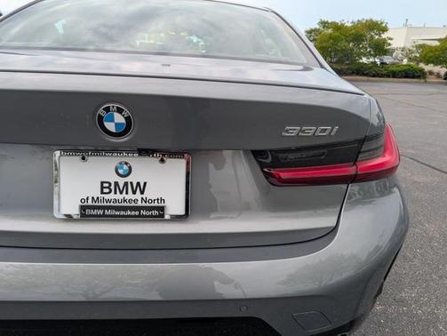 2025 BMW 330 i xDrive