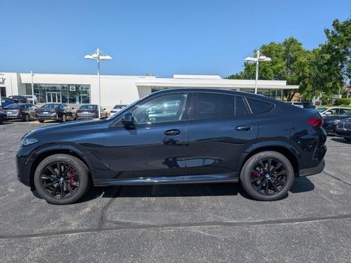 2025 BMW X6 xDrive40i
