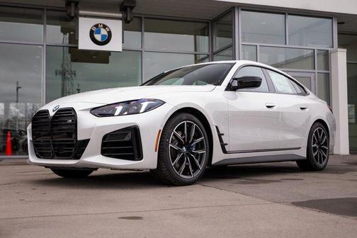 2026 BMW M440 i xDrive