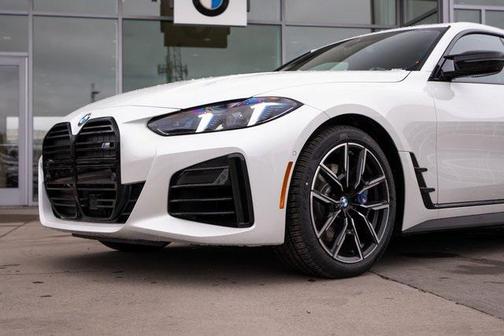 2026 BMW M440 i xDrive