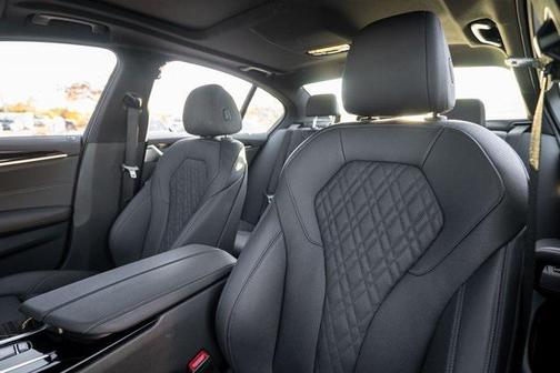 2023 BMW 530 i xDrive