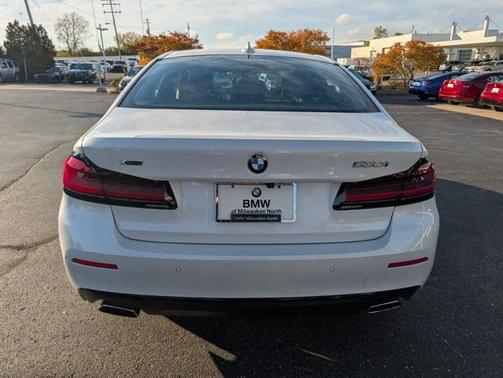 2023 BMW 530 i xDrive